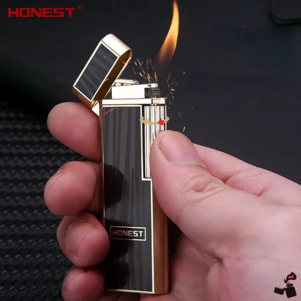 Briquet Mince Allumage Latérale Allumé