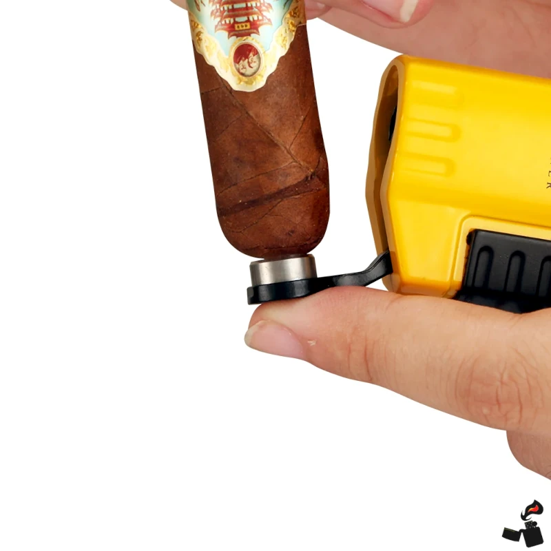 Premium Cigare – Briquet QuadraFlame 4 Jets - Coupe-Cigare, Porte-Cigare, Punch Intégré 7 Briquet Cigare GALINER LC-150 – 4 Flammes Bleues Coupe-Vent avec Poinçon Intégré | Accessoire Premium pour Amateur de Cigare Coupe