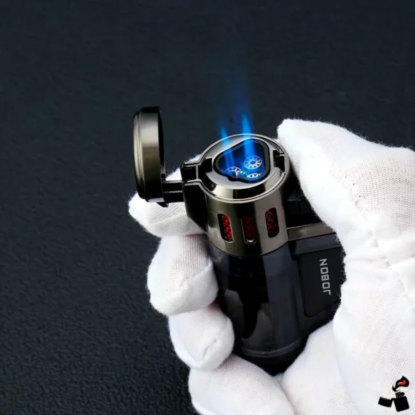 Briquet JOBON – Triple Flamme Directe, Coupe-Vent, Réservoir Transparent Allumé