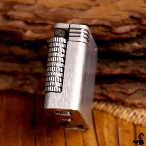 Briquet Mini en Titane – Compact Haut de Gamme Essence Roue