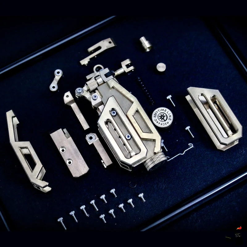 Briquet Mécanique Cuivre, Laiton à Essence – Steampunk 4 Briquet Mécanique Cuivre, Laiton à Essence – Steampunk Pièces