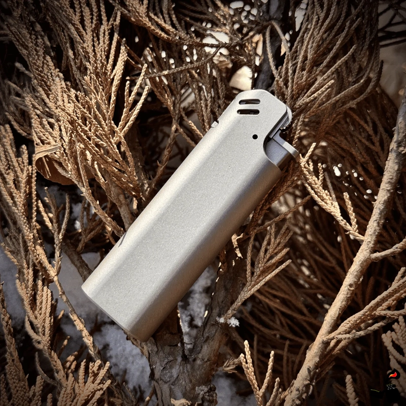 Briquet Titane Falcon Rechargeable au Gaz 8 Briquet Titane Mat Molette Rechargeable Branche